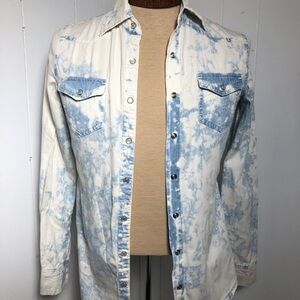 - Womens/Girls acid wash denim shirt. Size medium.